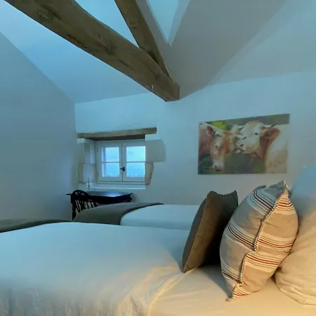 Historic Manor Estate In The Heart Of Casa vacanze Journet