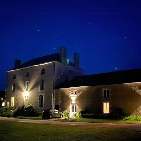Historic Manor Estate In The Heart Of * Journet